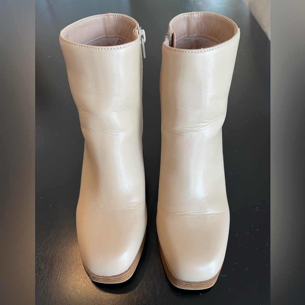 True Craft Beige Ankle Boots